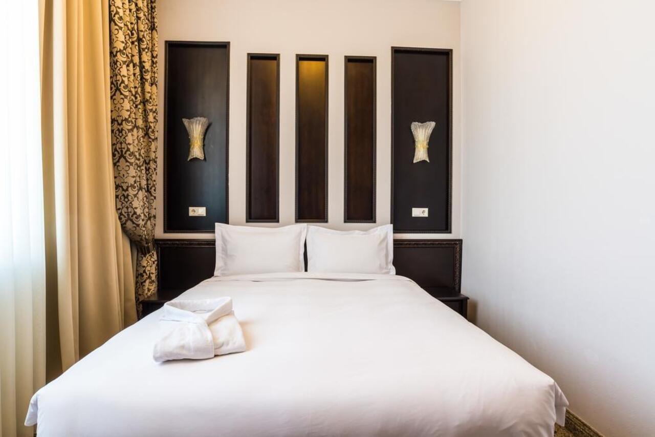 טלדיקורגן Royal Petrol Hotel מראה חיצוני תמונה